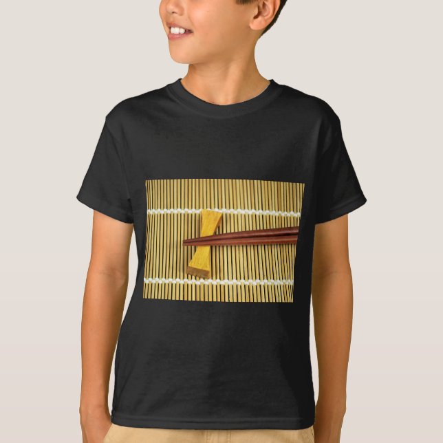 Camiseta Pau de Bambu Chopsticks Sensei Mestres Sushi (Frente)