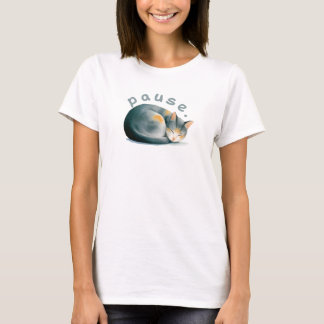 Camiseta Pausar. Design do Gato Adormecido