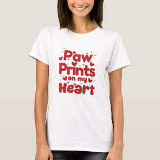 Camiseta Paw Prints on My Heart Cute Dog Lover Design