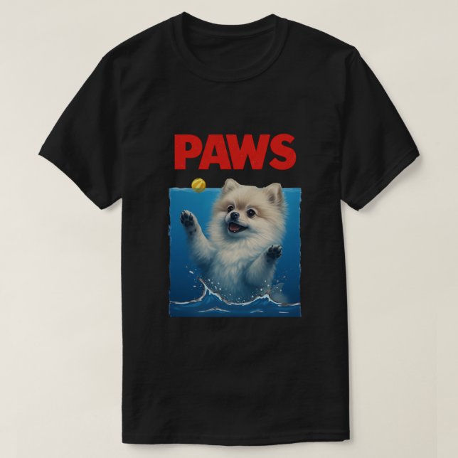 Camiseta Paws Parody Black dog Chasing a Cute Scared Mouse  (Frente do Design)