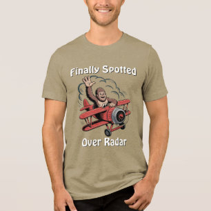 Camiseta Pé Grande Avião Voando Nuvens Aniversário Divertid