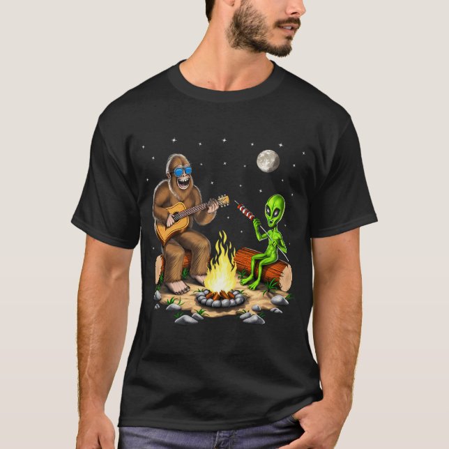 Camiseta Pé Grande e Acampamento Alien (Frente)