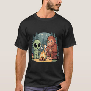 Camiseta Pé grande e fogueira de alienígena engraçado sasqu