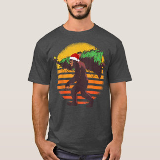 Camiseta Pé Grande Esmagando em Floresta com Árvore do Nata