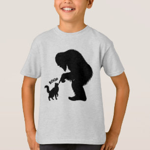 Camiseta Pé Grande Gatinho Brincalhão de Cabelos Longos Boo