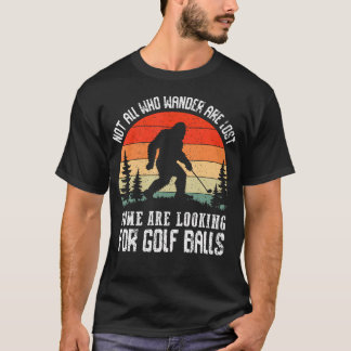 Camiseta Pé Grande Nem Todos Que Vagam São Os Golf Sasquatc