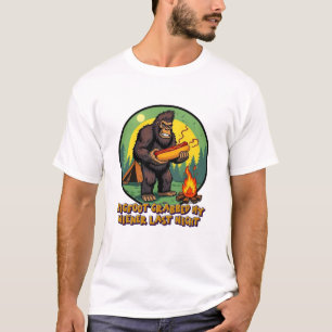 Camiseta Pé Grande Pegou Meu Cachorro-quente Ontem à Noite