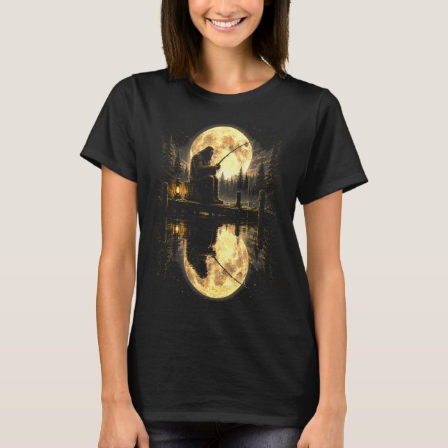 Camiseta Pé-grande pescando reflexo do lago da lua cheia ao (Frente)