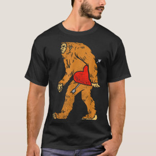 Camiseta Pé Grande Sasquatch Coração Com Seta Dia Dos Namor