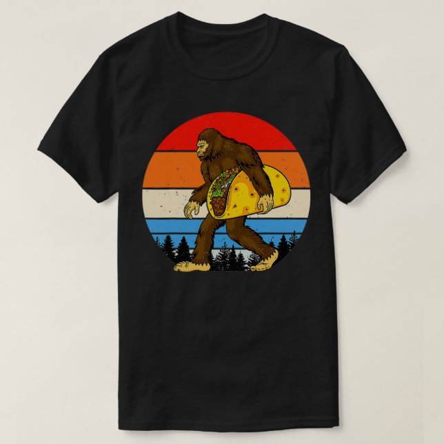 Camiseta Pé Grande Segurando Um Taco (Frente do Design)