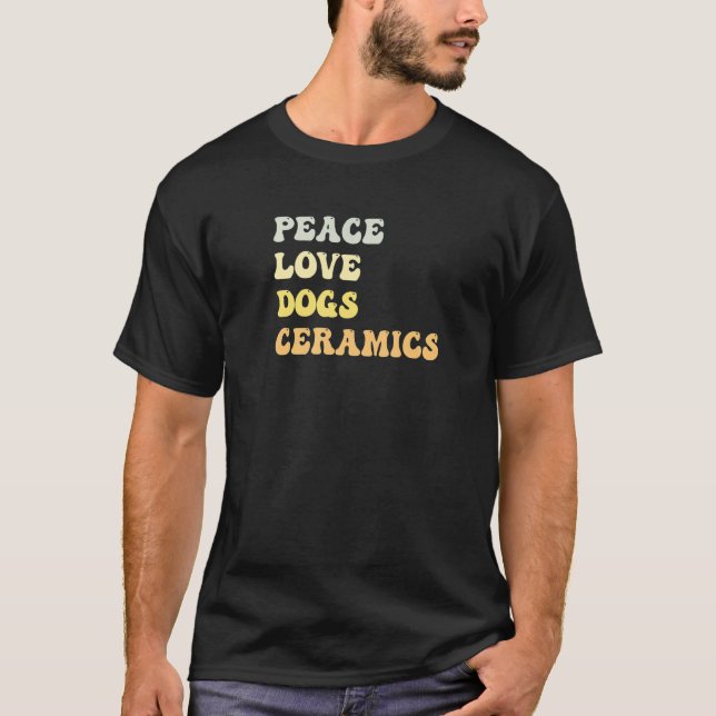 Camiseta Peace Love Dogs Ceramics  Retro (Frente)