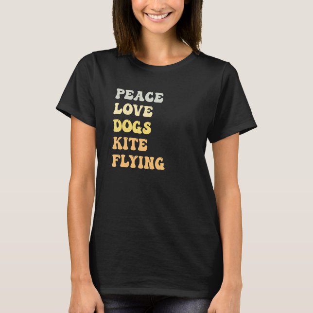 Camiseta Peace Love Dogs Kite Flying Retro (Frente)