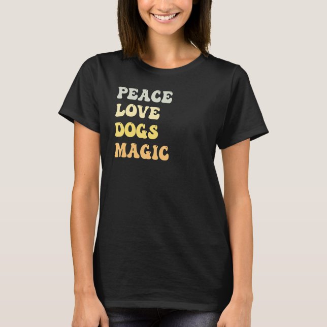 Camiseta Peace Love Dogs Magic Retro (Frente)
