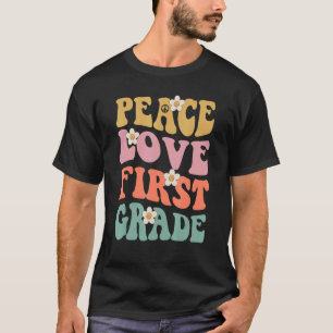 Camiseta Peace Love First Grade Gnoovy Retro Vintage Back T