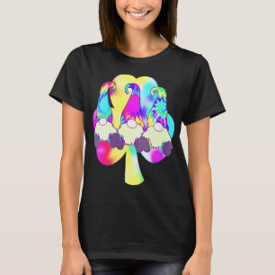 Camiseta Peace Love Gnomo Rainbow Clover Hippie Gnomo Decor