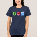 Camiseta Peace Love Hanukkah Women's<br><div class="desc">A camiseta feminina do Peace Love Hanukkah para uma pessoa judia que gosta de celebrar Chanukah. Um bonito sinal de paz,  coração,  e uma bela menorah.</div>