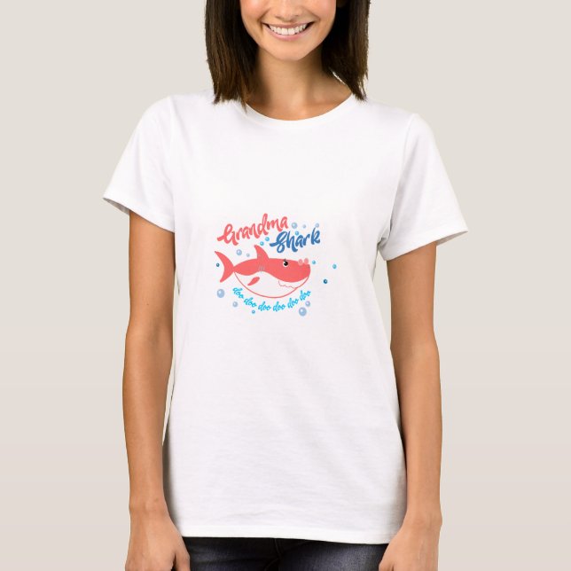 Camiseta Peach vovó Shark Doo Doo Doo (Frente)