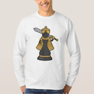 Camiseta Peça de xadrez Rainha no xadrez com espada