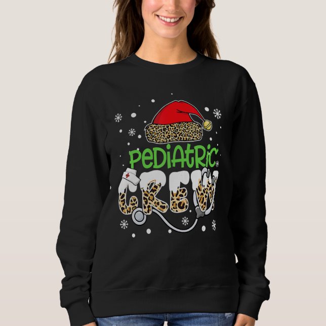 Camiseta Pediatric Crew Leopard Santa Hat Stethoscope Nurse (Frente)
