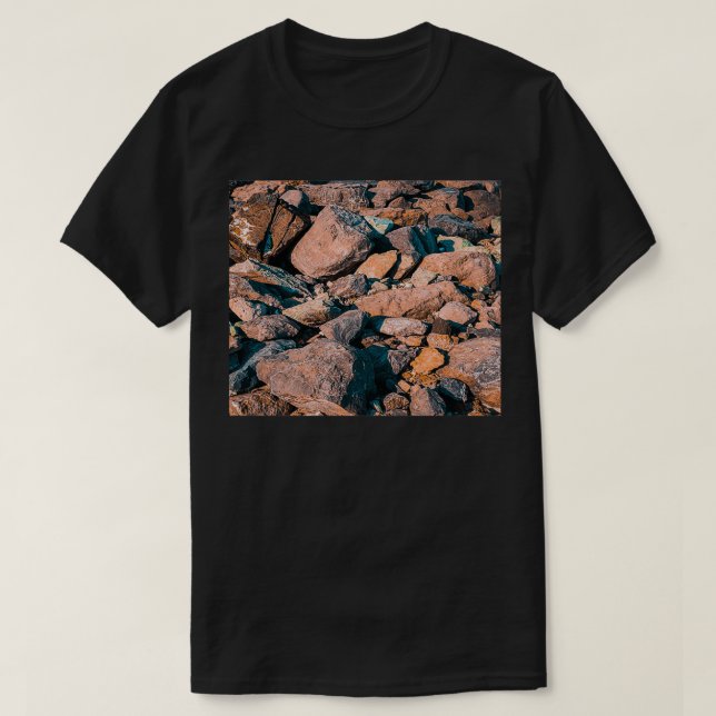 Camiseta pedras do mar em seixos de praia (Frente do Design)