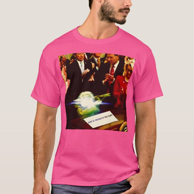 Camiseta Pee É Armazenado Nas Bolas (Frente)
