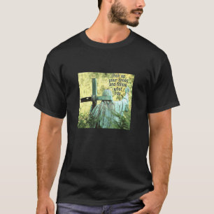 Camiseta Pegue sua cruz (escura)