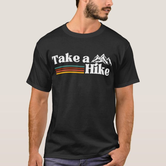CAMISETA PEGUE UMA CAMPING HIKE MOUNTAIN CLIMBING (Frente)
