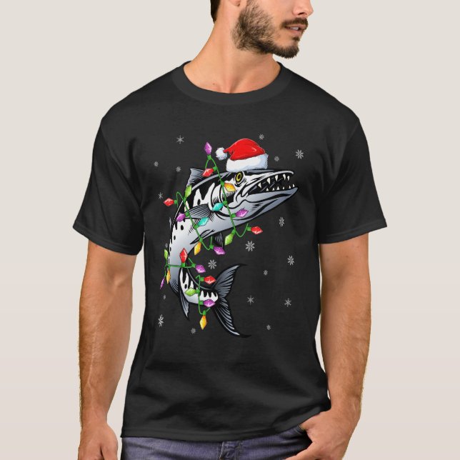 Camiseta Peixe Barracuda Iluminação de Natal Rena Peixe Bar (Frente)