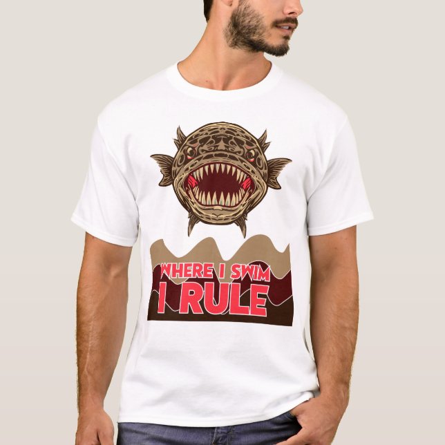 Camiseta Peixe Cabeça de Cobra Onde Eu Nado Eu Domino (Frente)