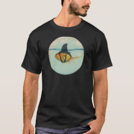 Camiseta Peixe Dourado com uma Barbatana de Tubarão
