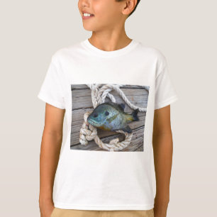 Camiseta Peixes-Bluegill nas docas e cordas