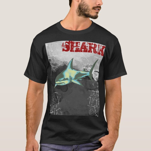 Camiseta Peixes de Tubarões Perigosos do Mar legal (Frente)
