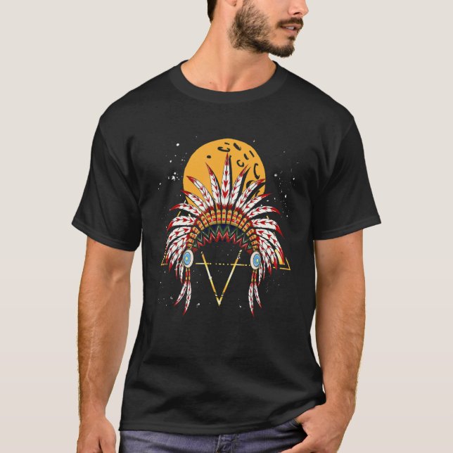 Camiseta Penacho de Penas Indígenas Pôr do Sol Nativo Ameri (Frente)