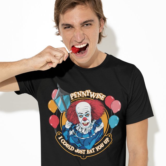 Camiseta Penitenciário Clássico - Eu Podia Comê-Lo (Person wearing t-shirt)