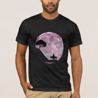 Camiseta Pensamentos de Noite Solitária sob a Lua Rosa Cres