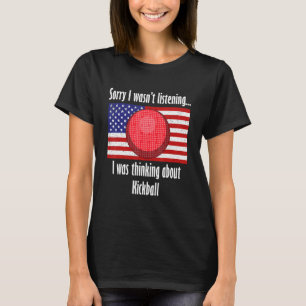 Camiseta Pensando Sobre A Jogada De Jogo De Esportes De Bol