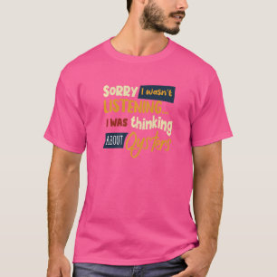Camiseta Pensando Sobre Ostras Marisco Dizendo