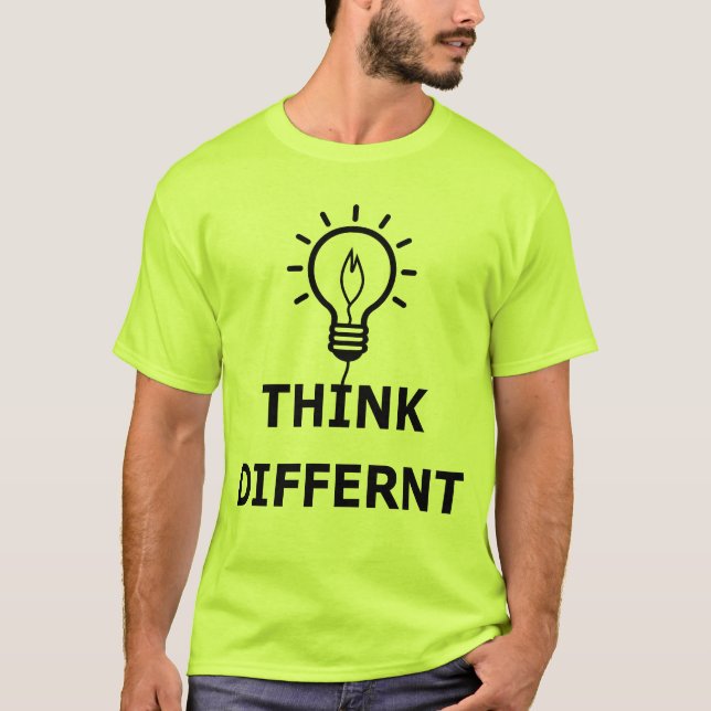 Camiseta Pense Diferente (Frente)