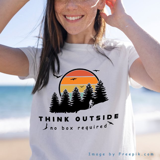 Camiseta Pense fora da caixa Não é necessário (Criador carregado)