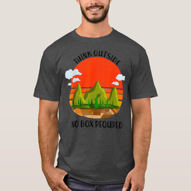 Camiseta Pense Fora Da Caixa Necessária - Caminho Engraçado (Frente)