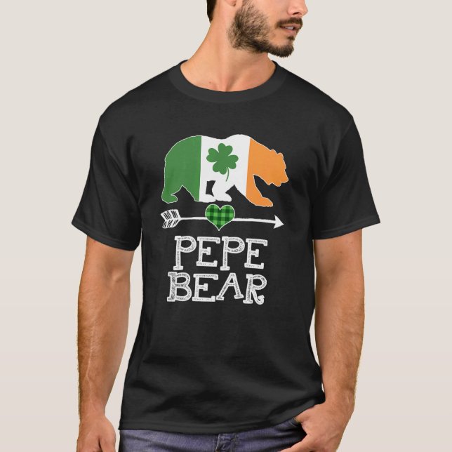 Camiseta Pepe Bear Dia de São Patrício Família Verde Irland (Frente)