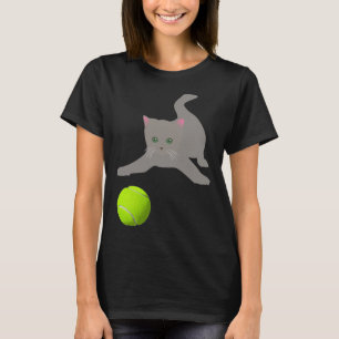 Camiseta Pequena Gatinha Brincando Com Um Gato De Tênis