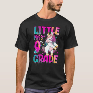 Camiseta Pequena Miss 9º Grau Unicórnio De Volta À Escola 9