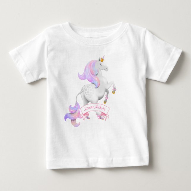 Camiseta Pequena Princesa Recriando Unicórnio com Flores de (Frente)