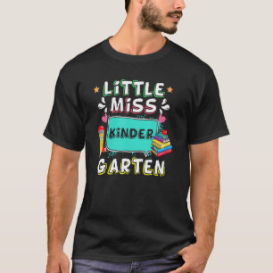 Camiseta Pequena Senhorita Jardim de Infância De Volta Para