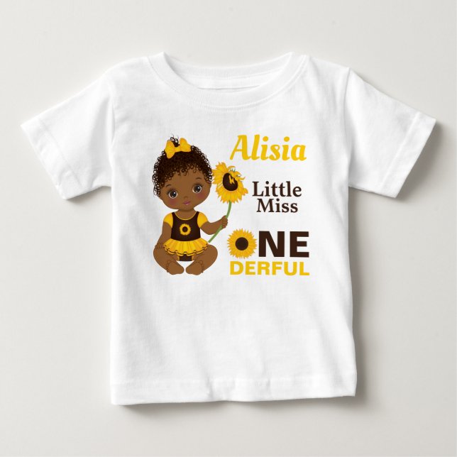 Camiseta Pequena Senhorita Onelinda Menina Negra Negra Cami (Frente)