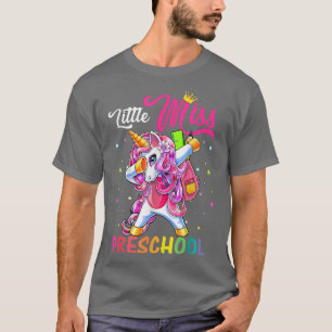 Camiseta Pequena Srta. Preschool Dabbing Unicorn de volta a