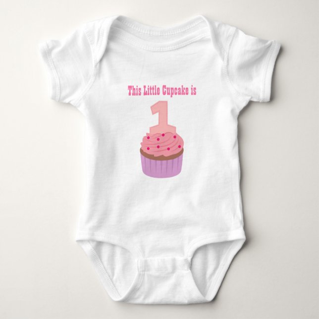 Camiseta Pequeno Cupcake é Um, Primeiro Aniversário, Menina (Frente)