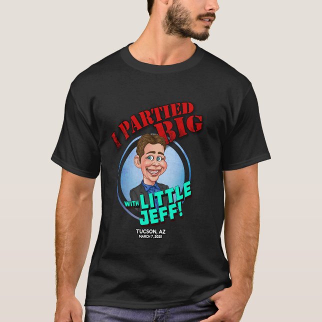 Camiseta Pequeno Jeff Tucson, AZ (2025) (Frente)