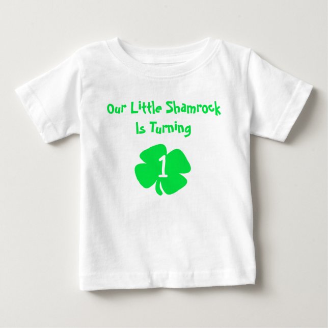 Camiseta Pequeno primeiro aniversario de Shamrock Baby T-Sh (Frente)